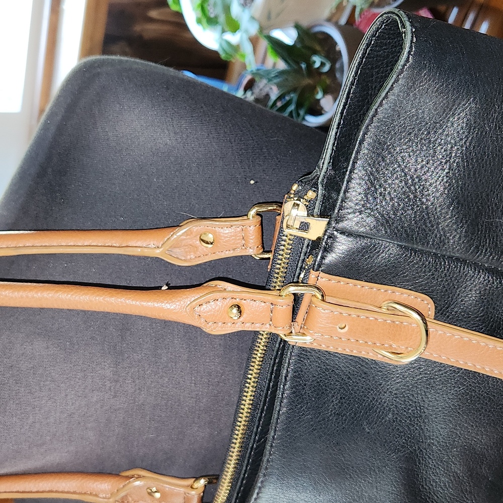 Audrey Brooke leather bag - Picture 2 of 7